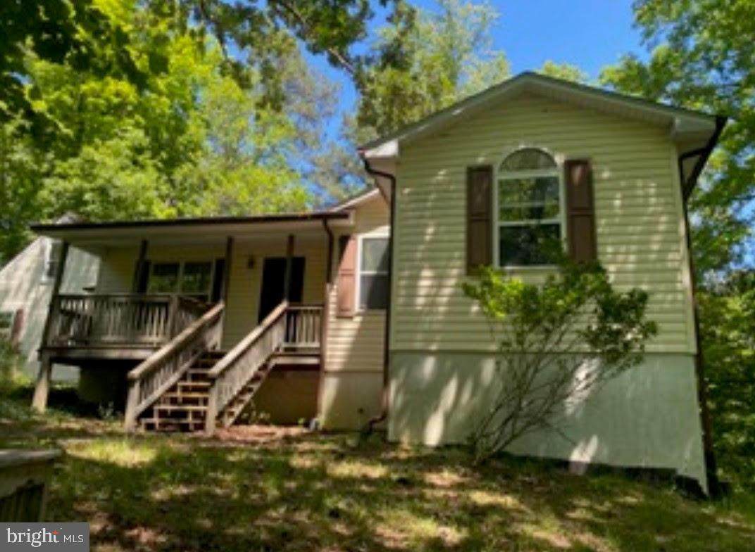 664 Hunton Lane - Photo 1