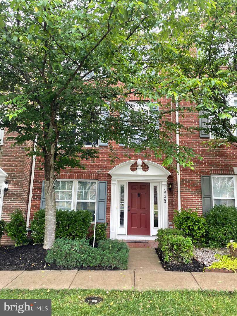 16628 Barge Circle - Photo 1