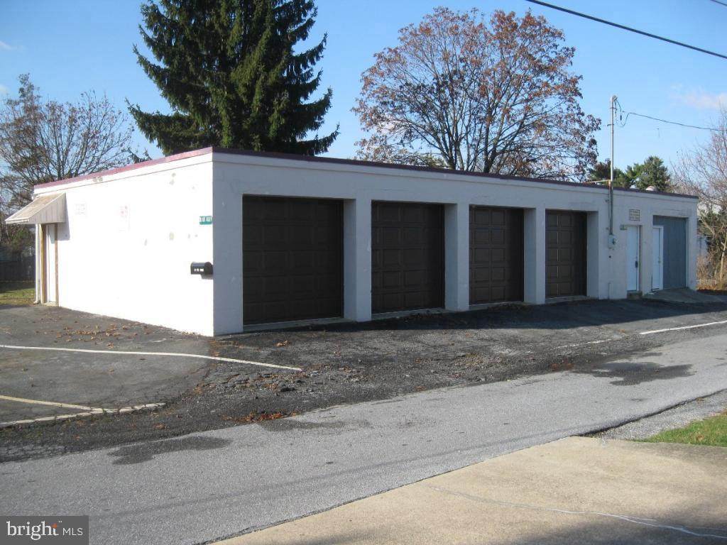 33 Lee Alley - Photo 1