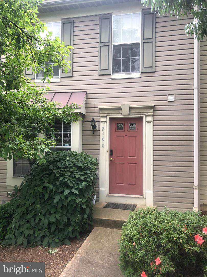 2190 Glebe Road - Photo 1