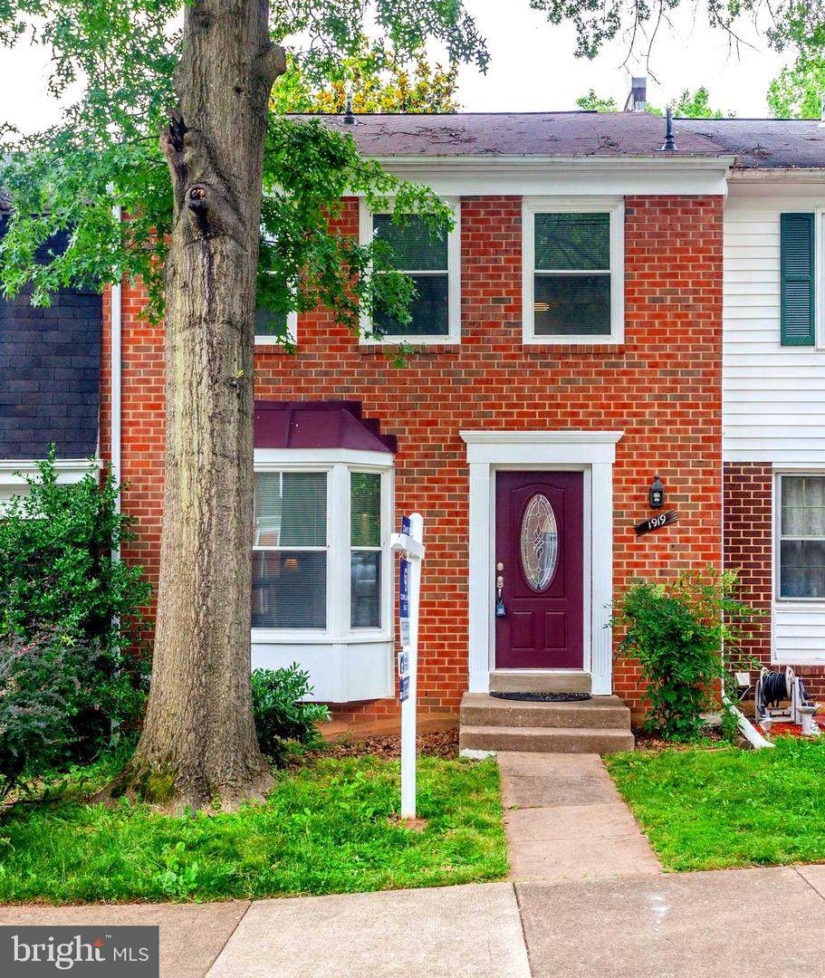1919 Mariner Lane - Photo 1