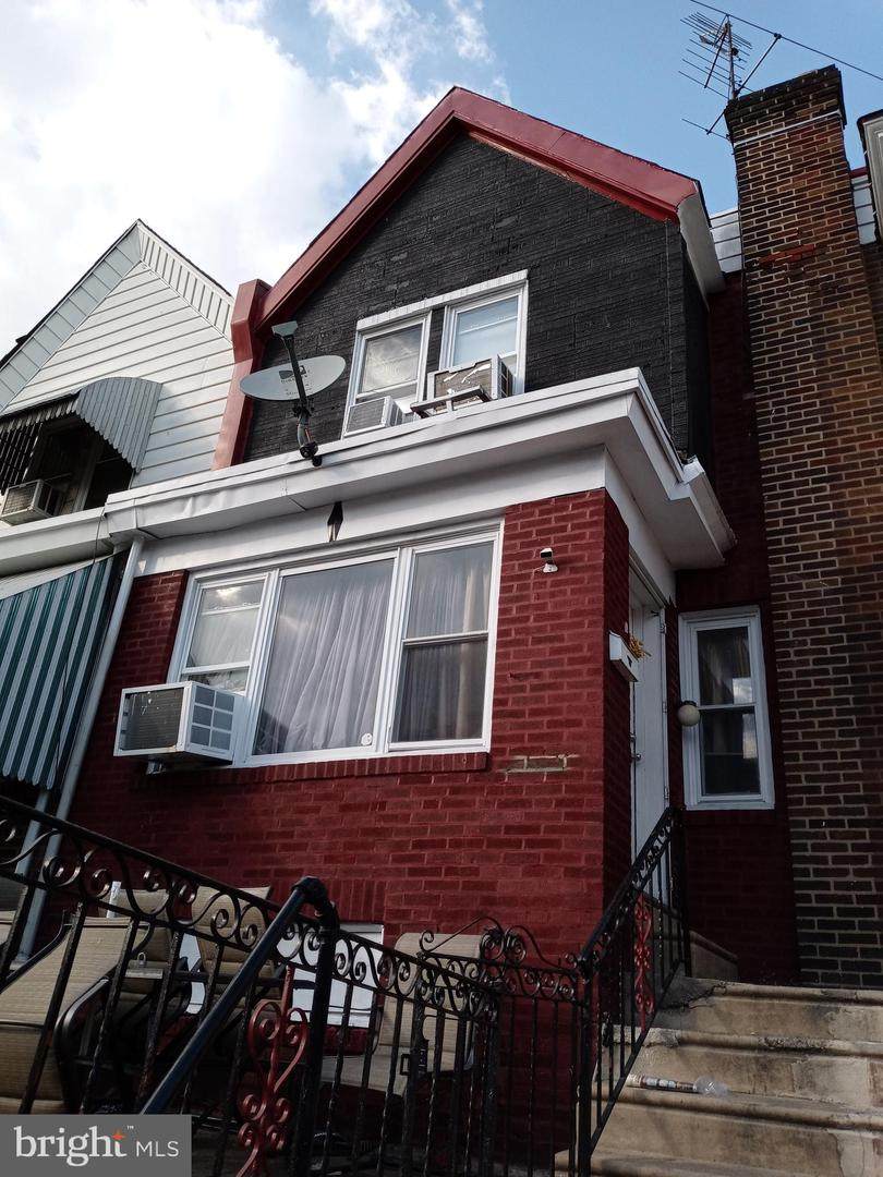 2529 Wanamaker Street - Photo 1
