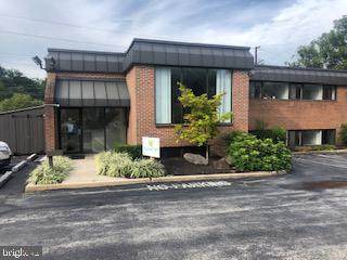 888 Glenbrook Avenue - Photo 1