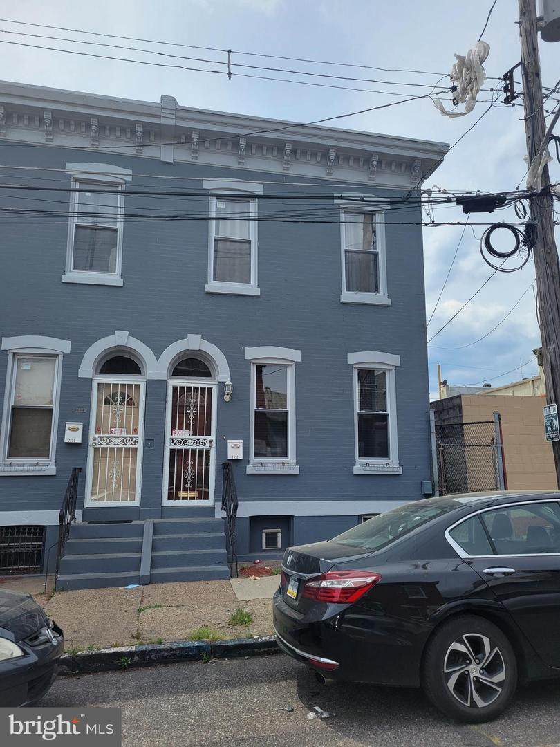 2652 Fairhill Street - Photo 1