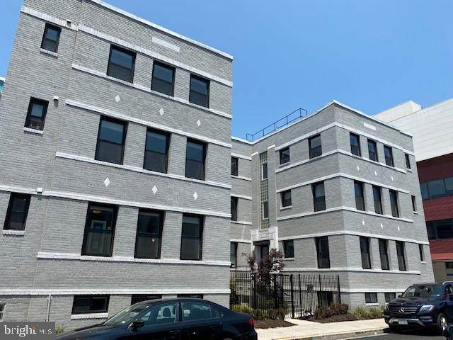 809-811 Otis Place - Photo 1