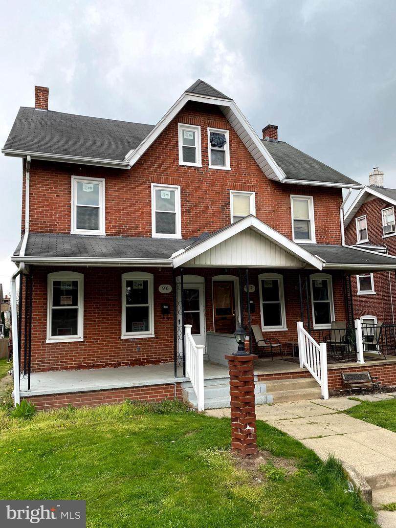 96 6TH Avenue - Photo 1