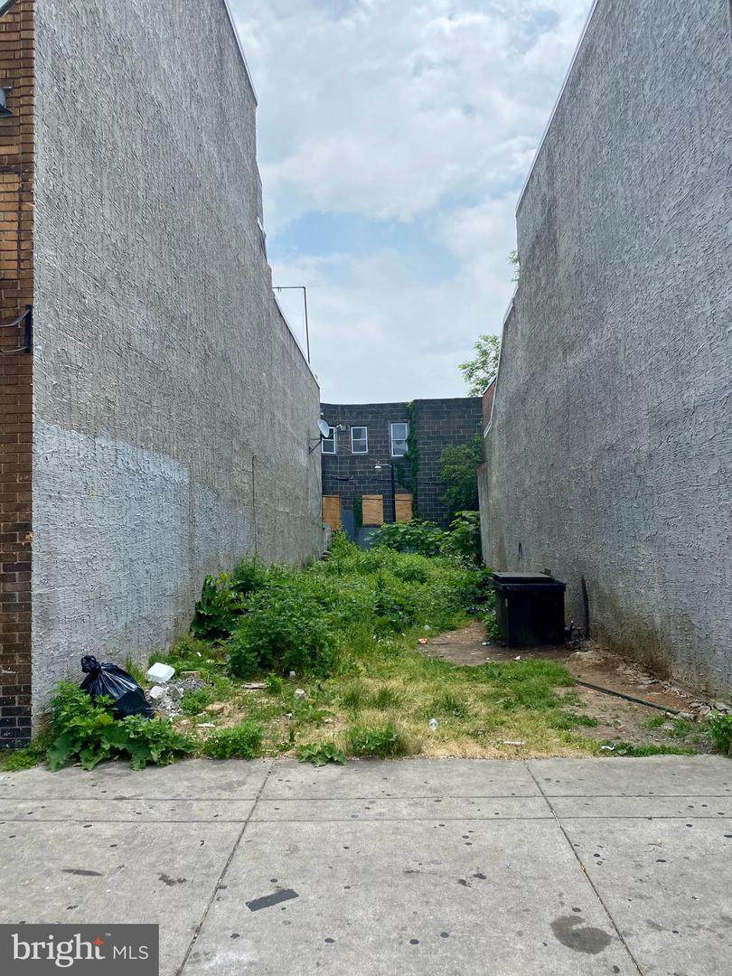 3023 22ND Street - Photo 1