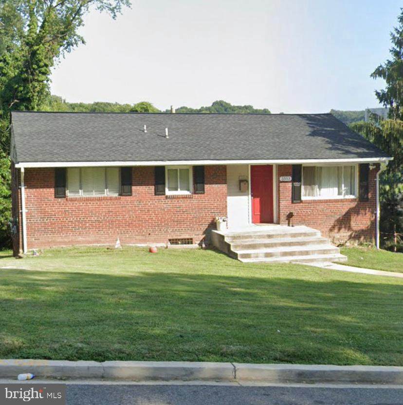 3353 Southern Avenue - Photo 1