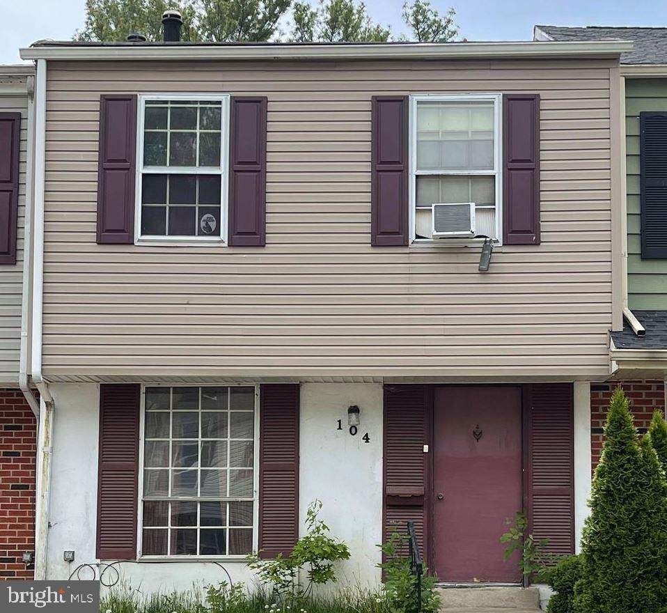 104 Elliott Street - Photo 1