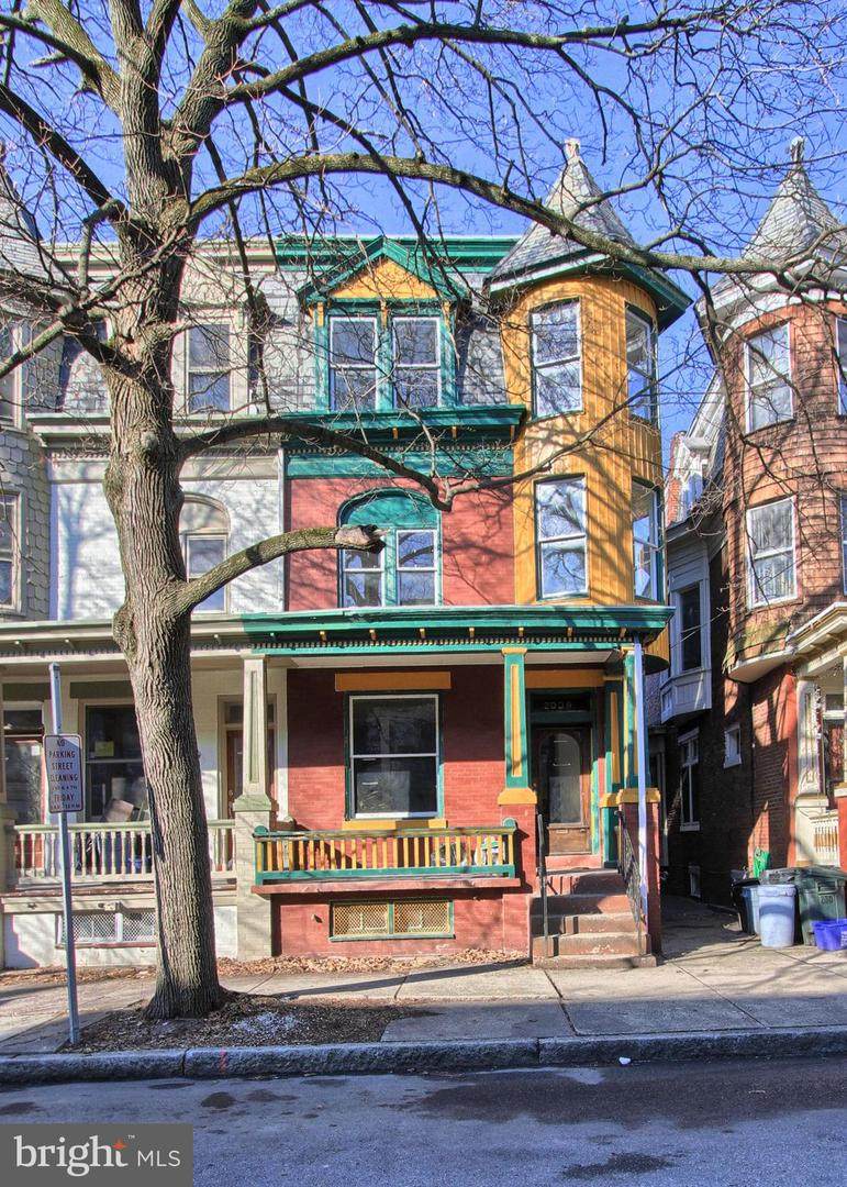 2038 Green Street - Photo 1