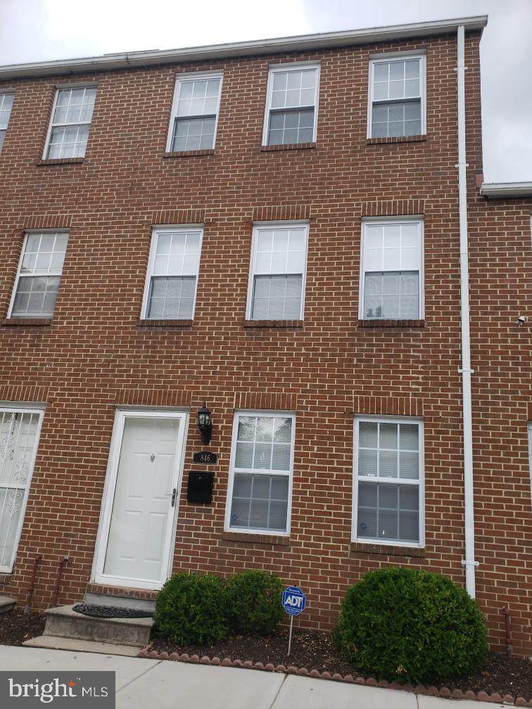 846 Eden Street - Photo 1