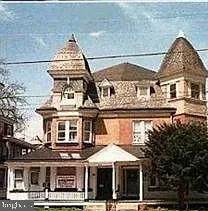 805 Main Street - Photo 1