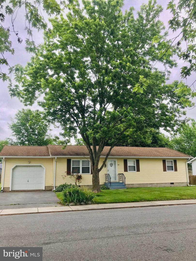 109 Lovers Lane - Photo 1