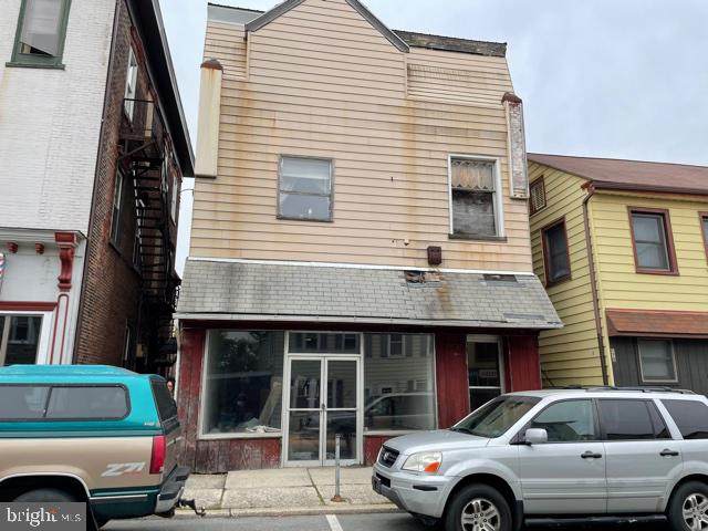 176 1ST Street - Photo 1