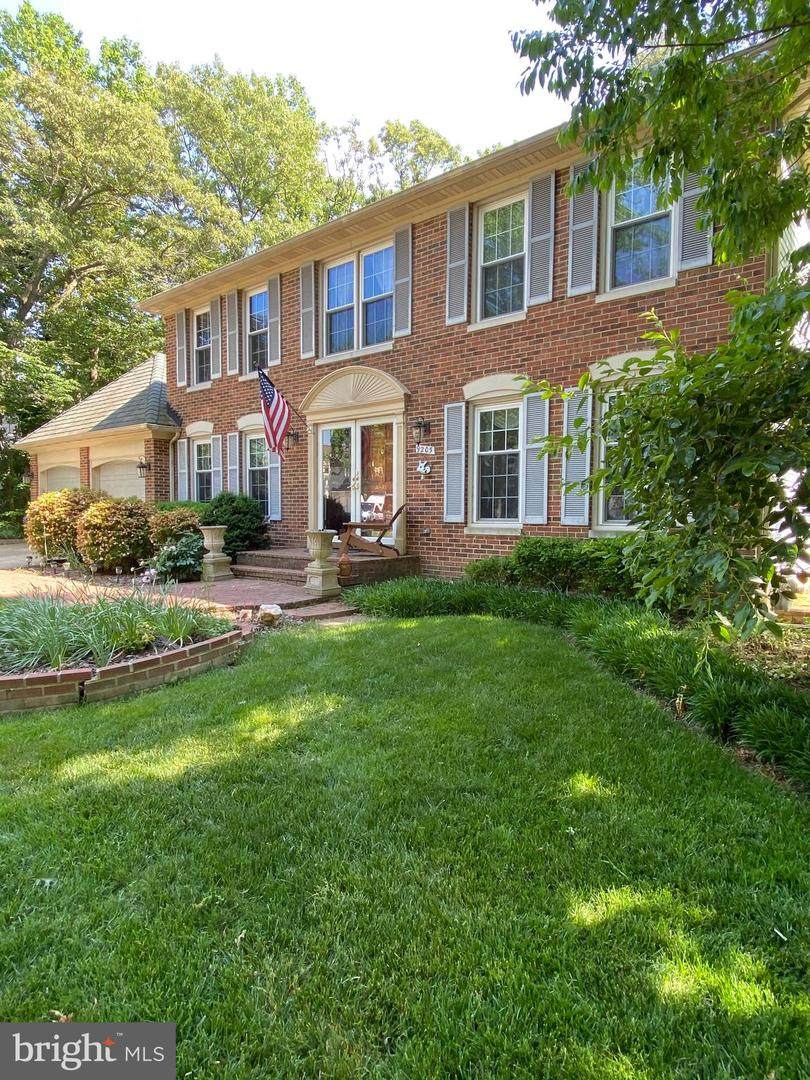 9205 Northedge Drive - Photo 1
