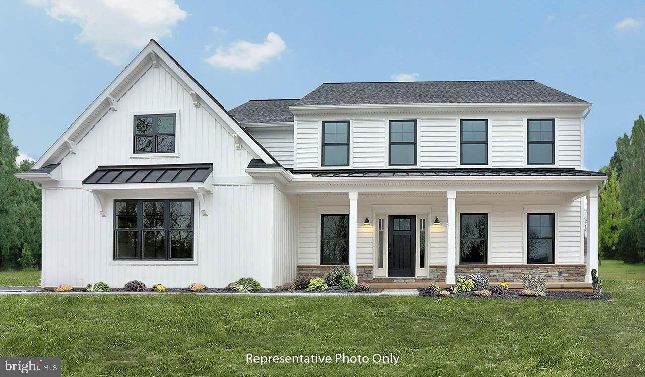8 Creekside Drive - Photo 1