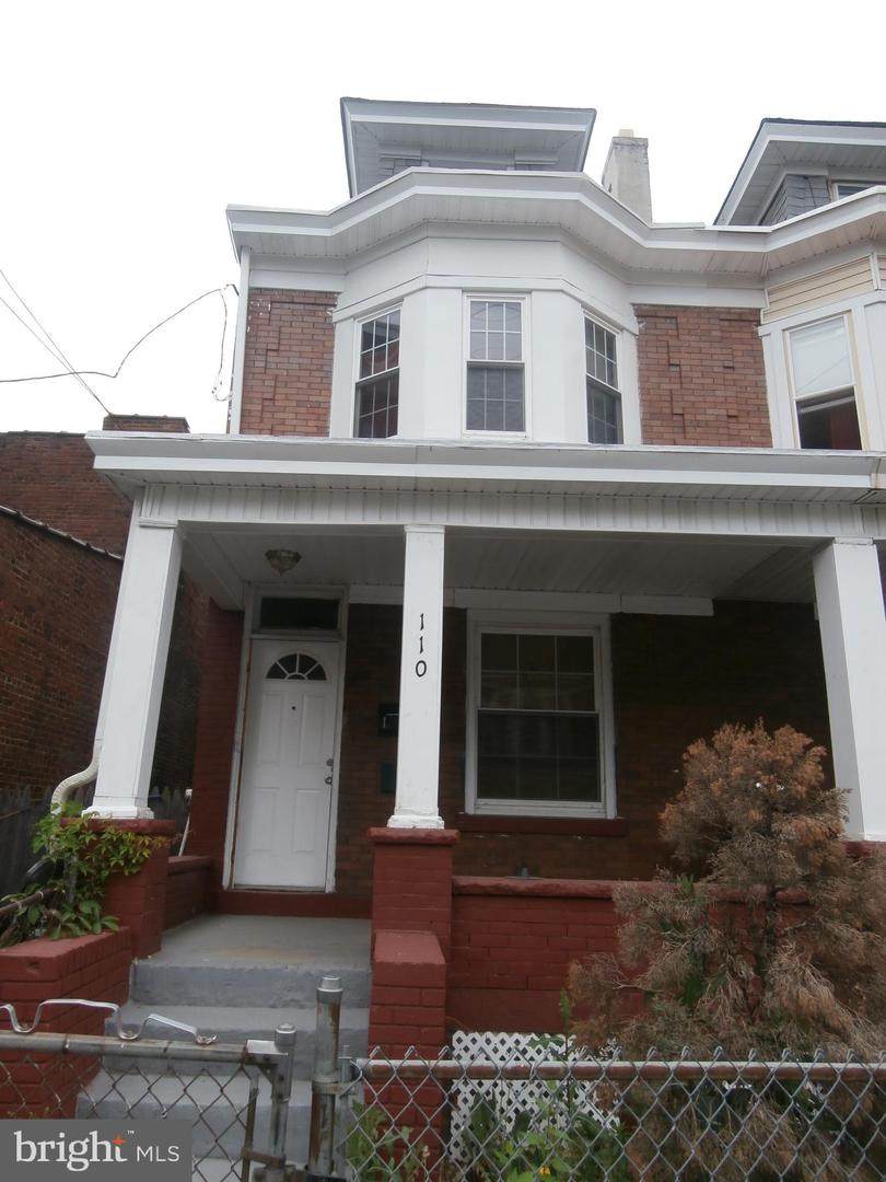 110 Hoffman Avenue - Photo 1
