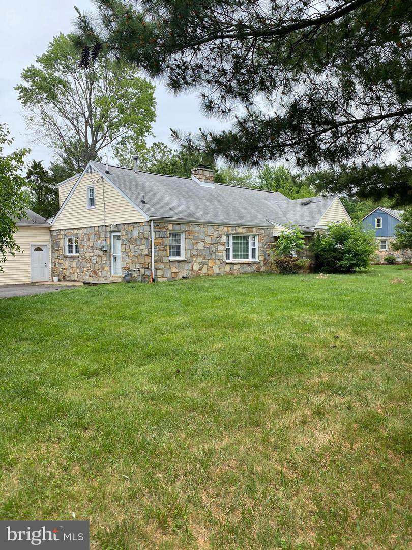 9015 Sudley Road - Photo 1