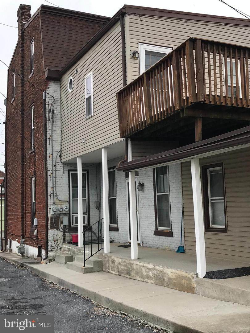 425 Willow Street - Photo 1