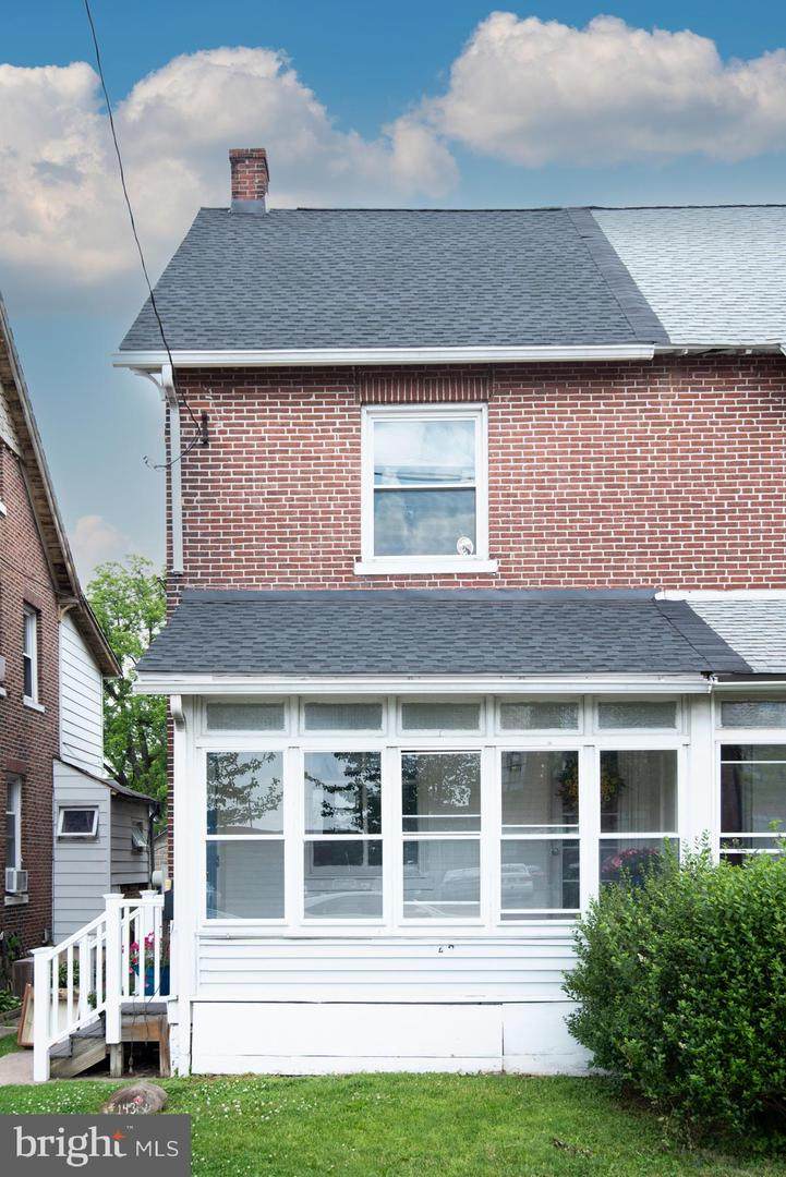 143 Penn Street - Photo 1
