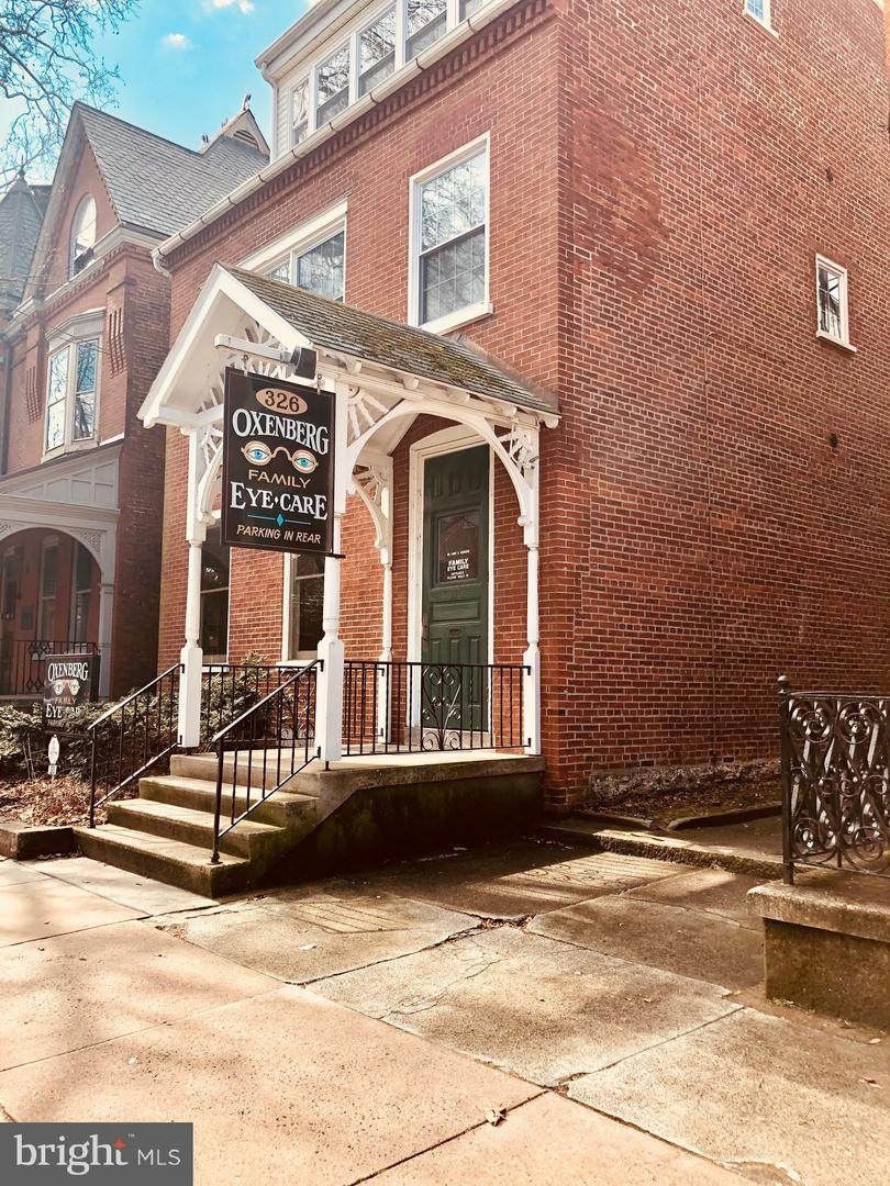 326 Duke Street - Photo 1