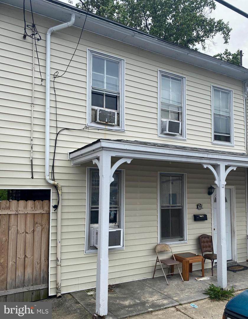 622 Canal Street - Photo 1
