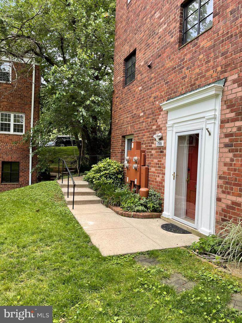 3586 Martha Custis Drive - Photo 1