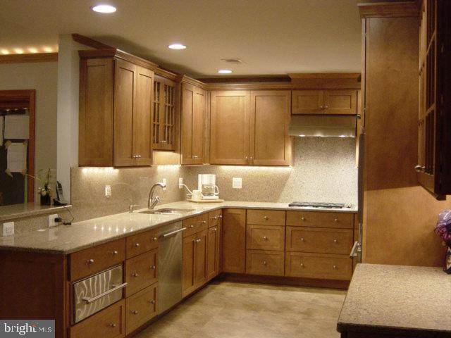 16513 Sylvan Drive - Photo 1