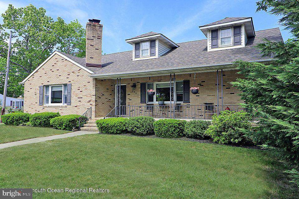 334 Station Drive - Photo 1