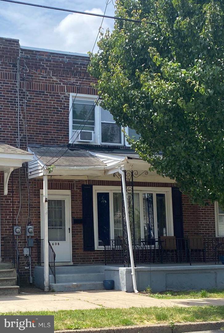 608 Division Street - Photo 1