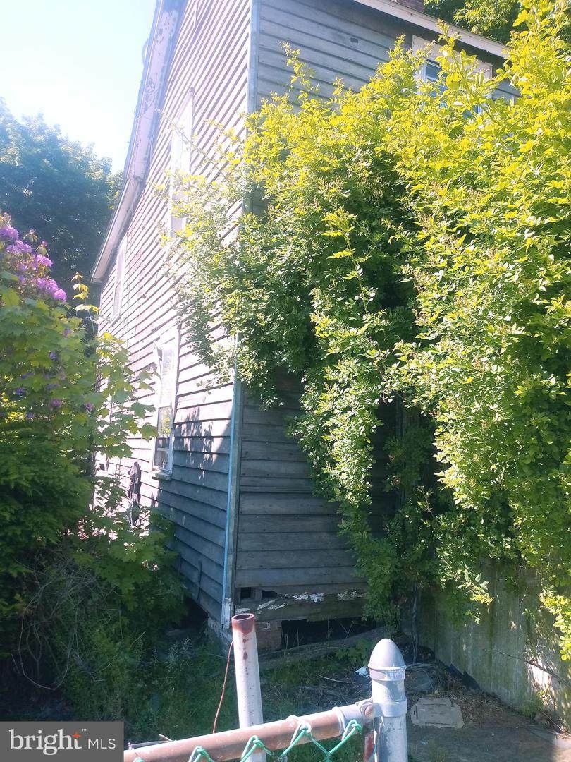 106 Lake Street - Photo 1