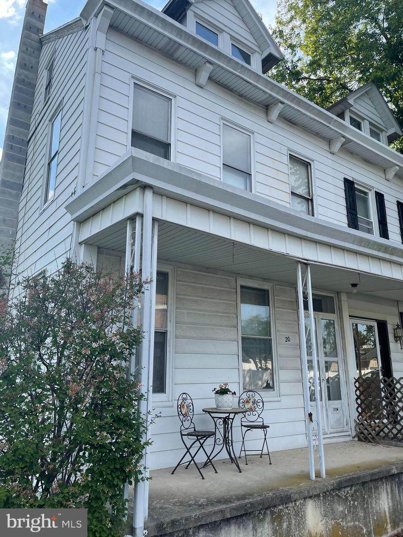 20 Pennsylvania Avenue - Photo 1