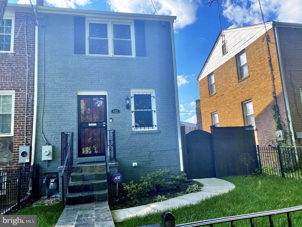 6322 Southern Avenue - Photo 1