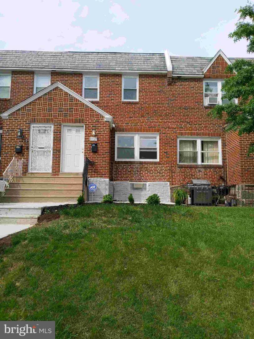 8527 Williams Avenue - Photo 1