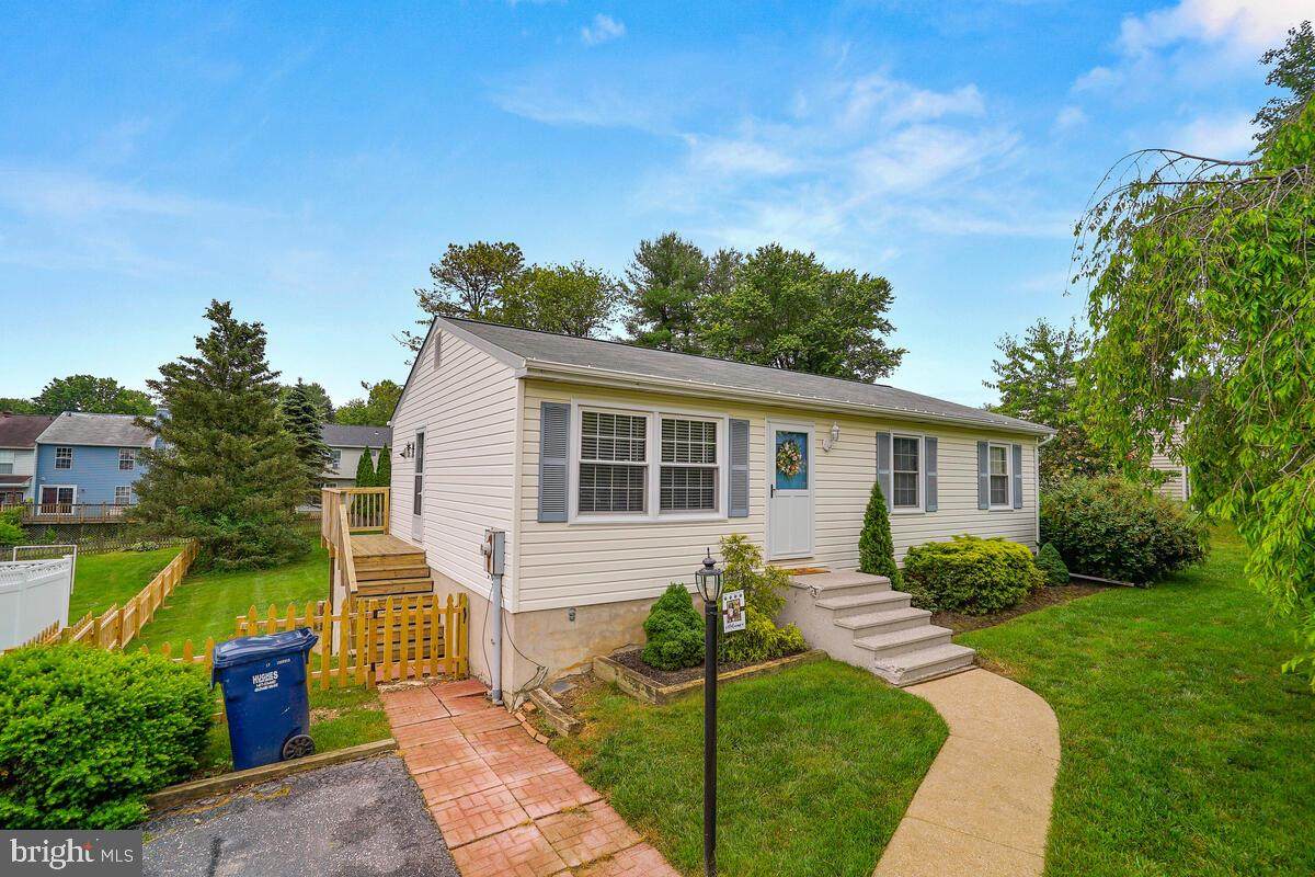 4309 Royal Avenue - Photo 1