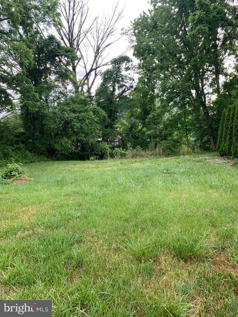 106 Governor Stable Road - Photo 1