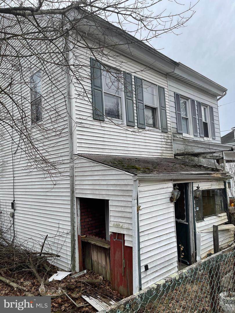 28 Oakland Avenue - Photo 1