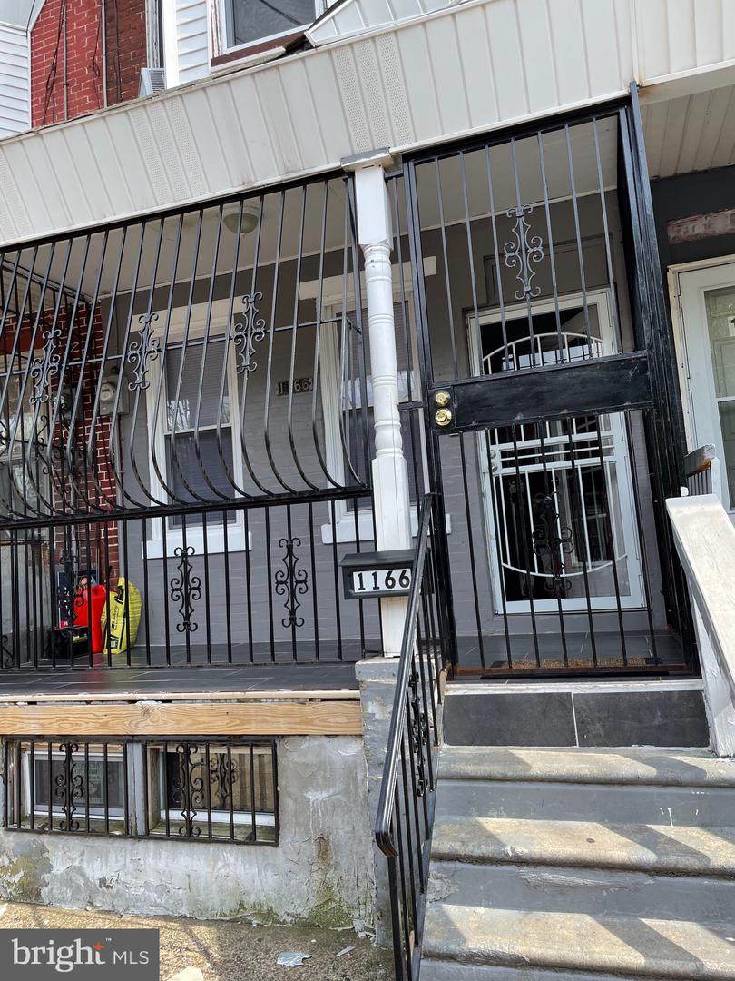 1166 Lansdowne Avenue - Photo 1