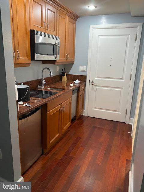 1701-15 Locust Street - Photo 1