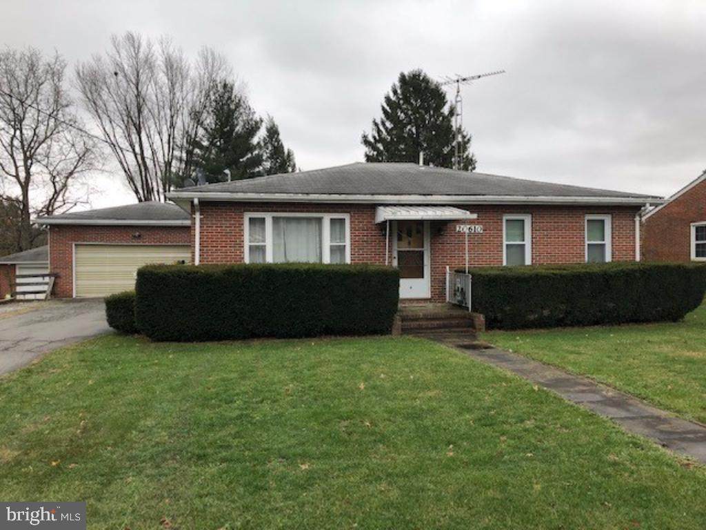 20610 Emerald Drive - Photo 1