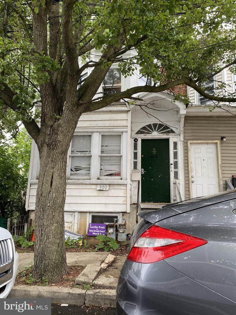 900 Maple Terrace - Photo 1