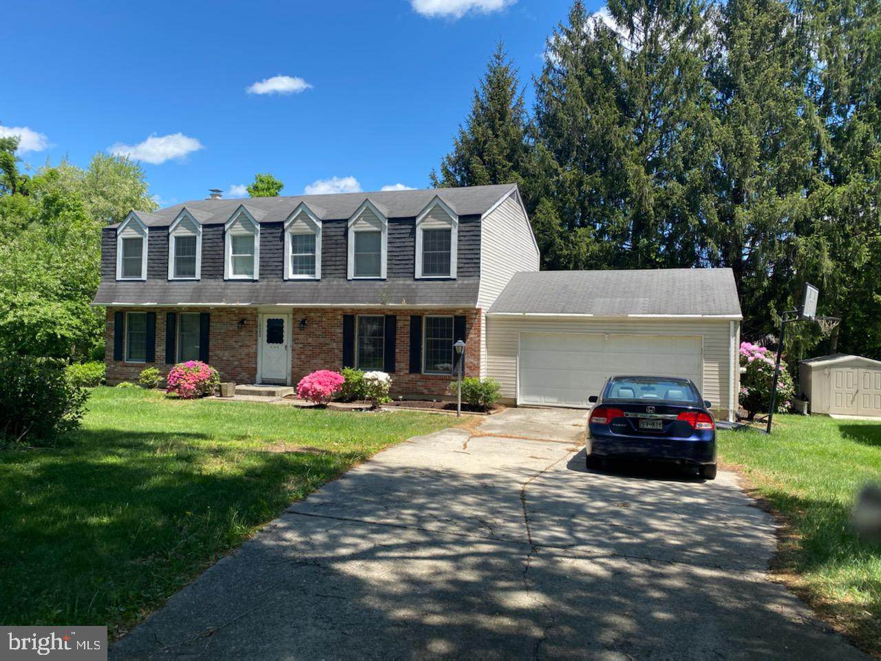 10080 Shaker Drive - Photo 1