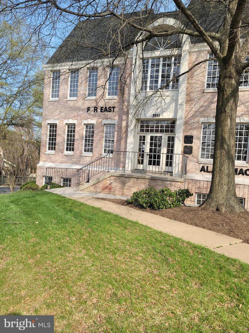 3911 Old Lee Highway - Photo 1
