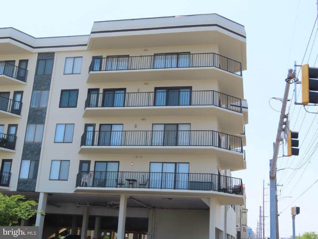 11 142ND Street - Photo 1