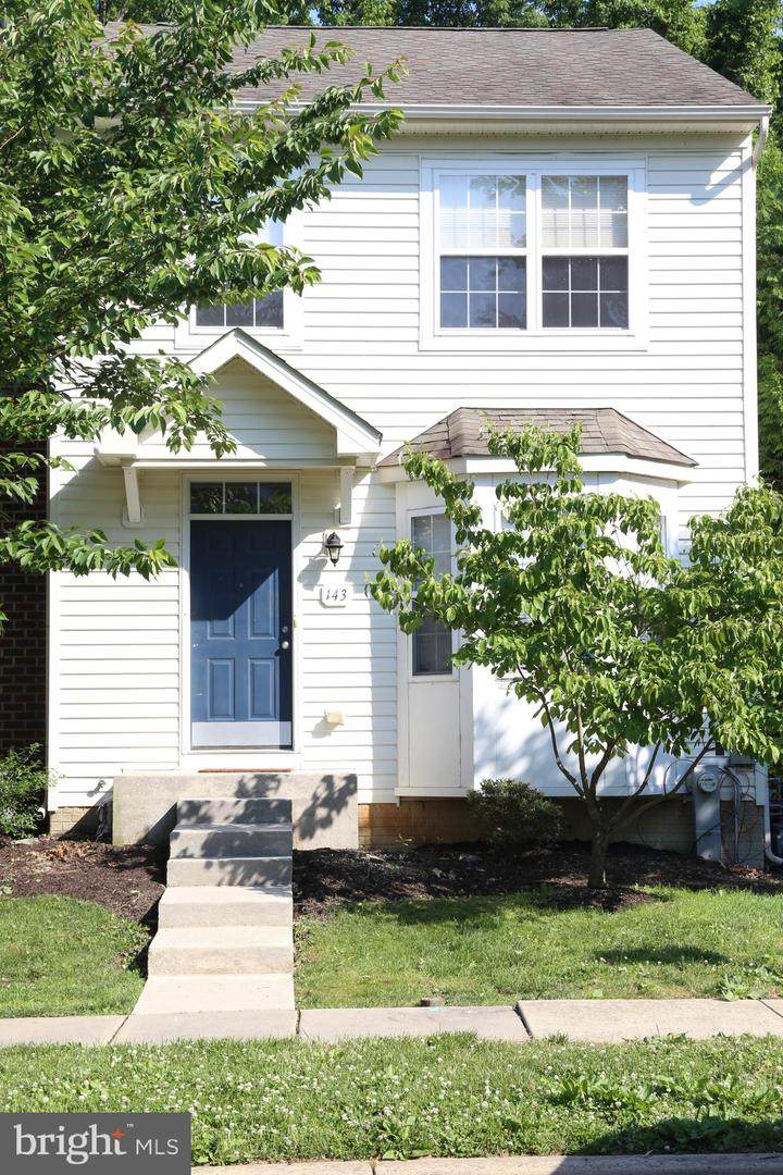 143 Ohio Street - Photo 1
