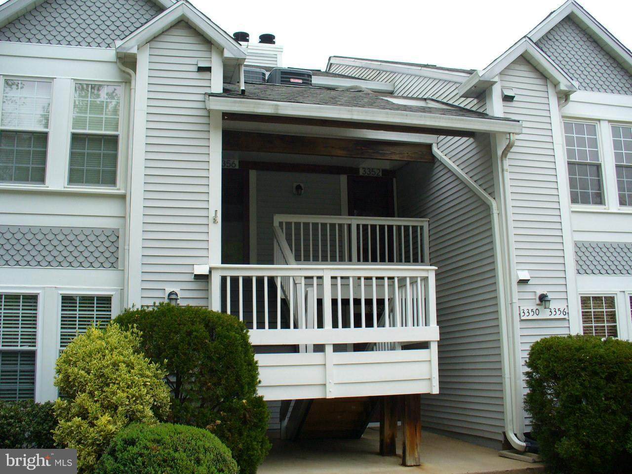 3352 Lakeside View Drive - Photo 1
