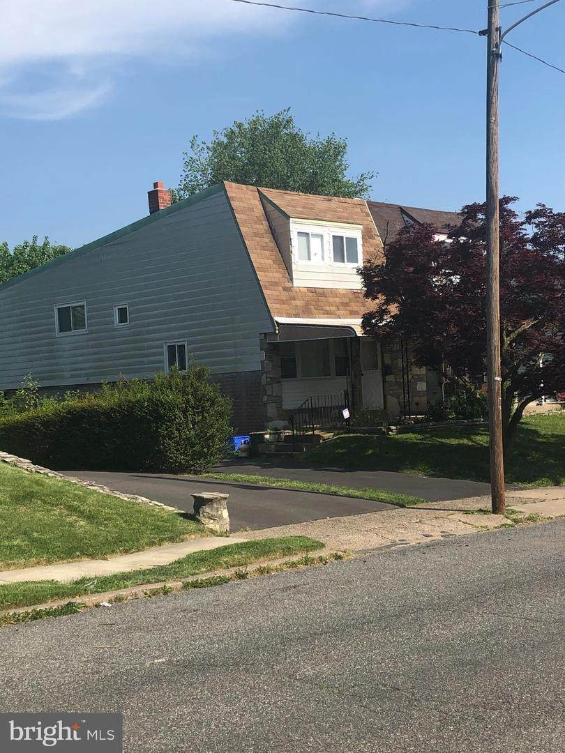 1009 Foster Street - Photo 1