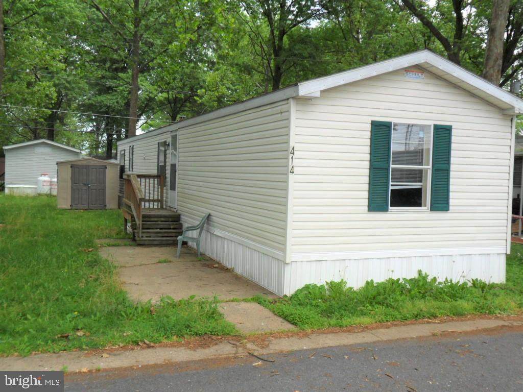 414 Venice Avenue - Photo 1