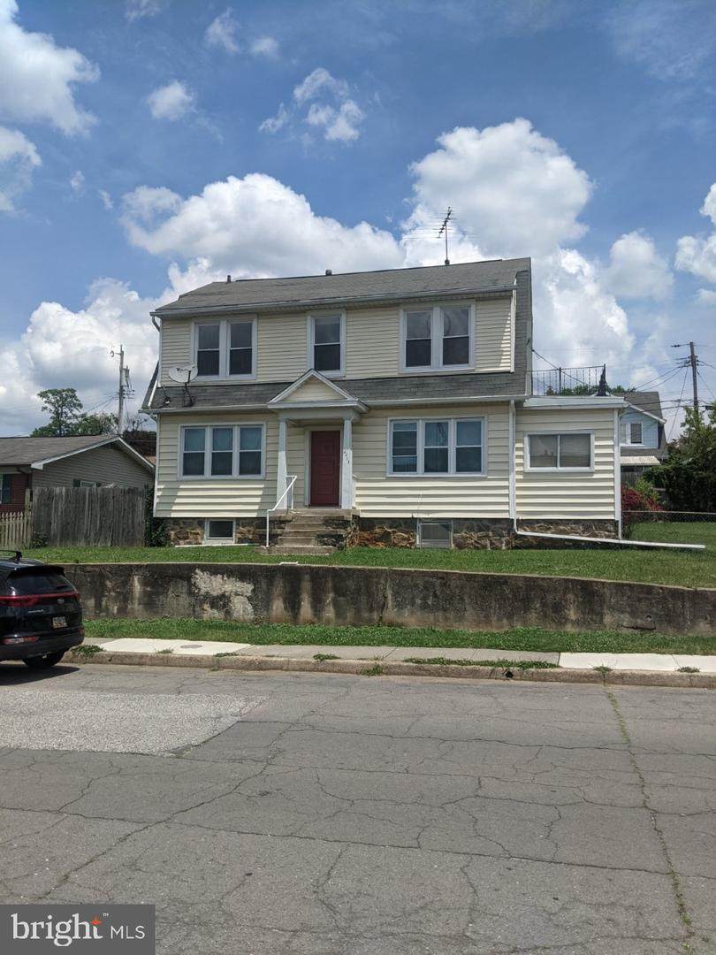 4203 Edgehill Avenue - Photo 1