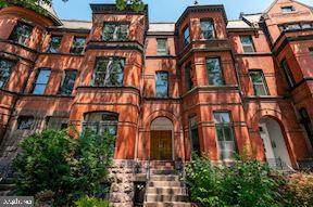 2211 Washington Circle - Photo 1